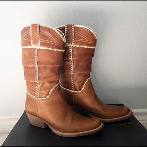 BCBGMaxAzria Shelbie Boots western style